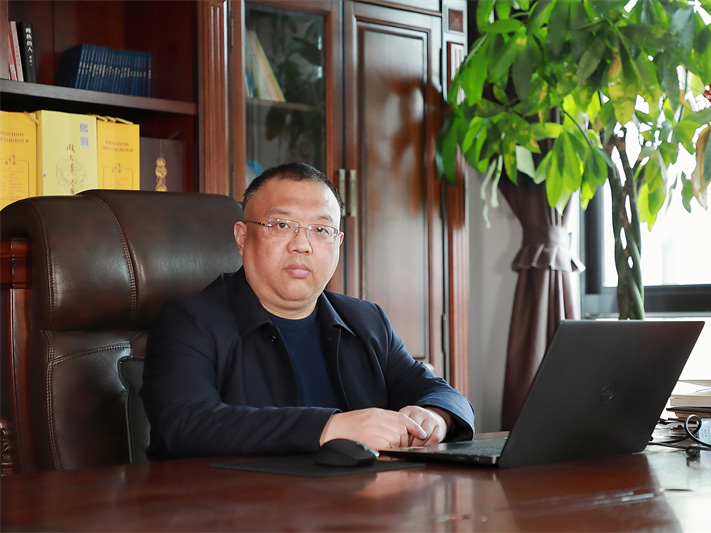 鹽商人物第25期丨專訪鹽城易通總經(jīng)理陳勇軍：專業(yè)服務，助力成功